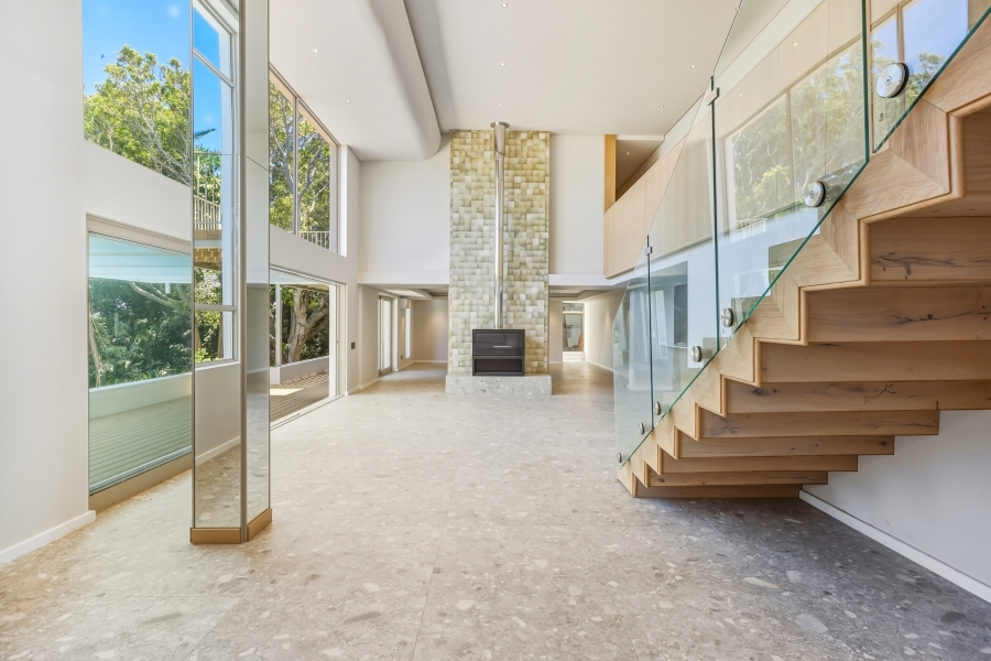 5 Bedroom Property for Sale in Camps Bay Western Cape